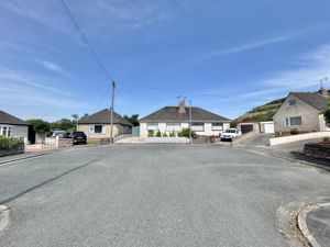 Photo 17- click for photo gallery